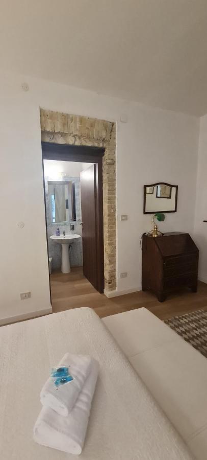 Beni Benius Hotel Cagliari Eksteriør billede