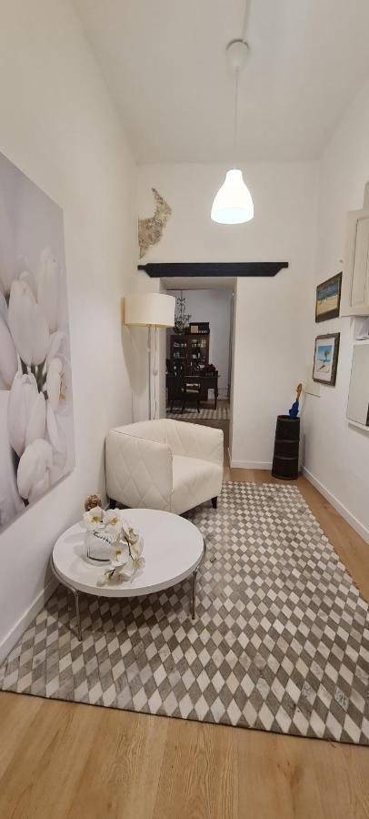 Beni Benius Hotel Cagliari Eksteriør billede