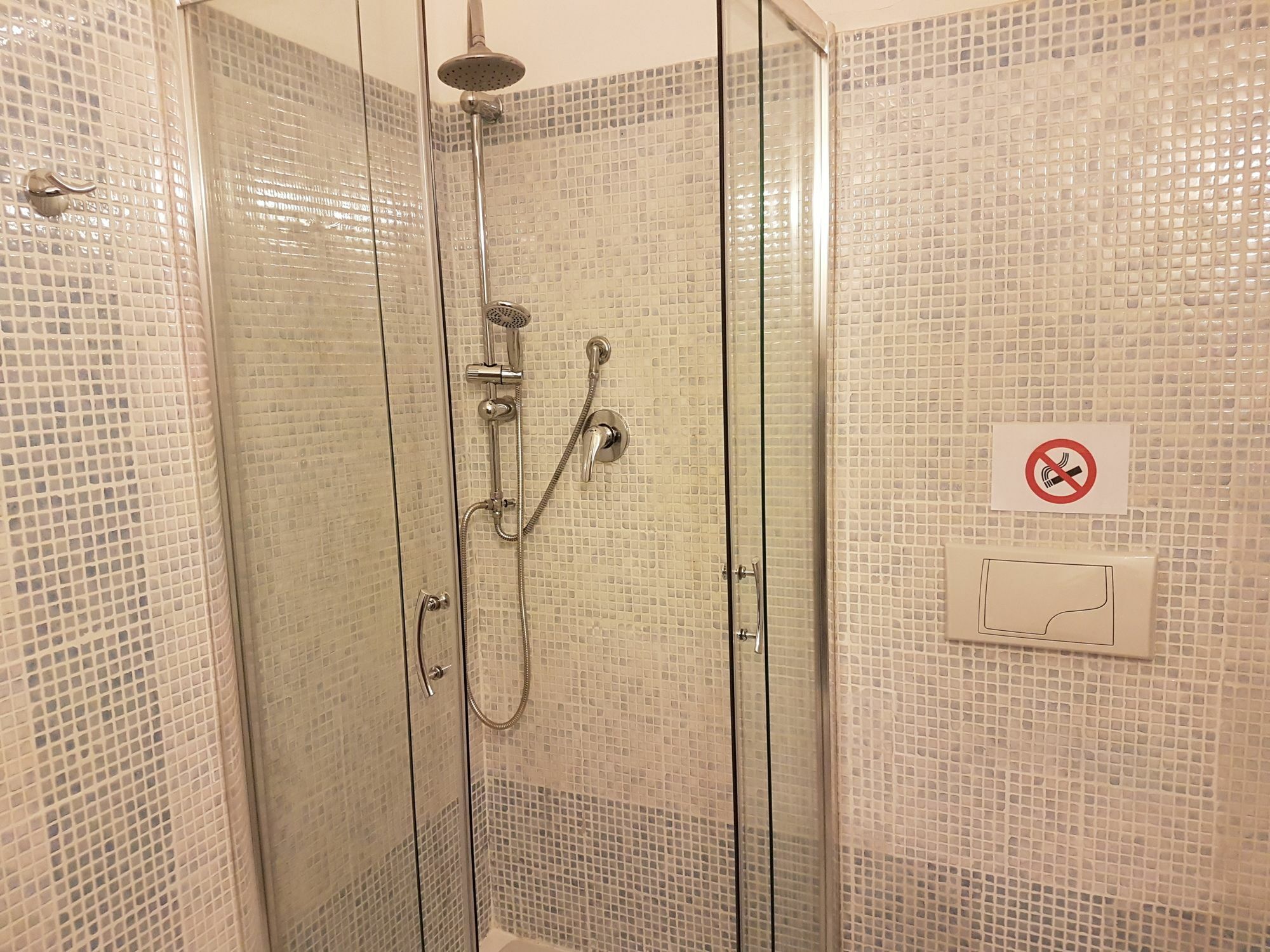 Beni Benius Hotel Cagliari Eksteriør billede