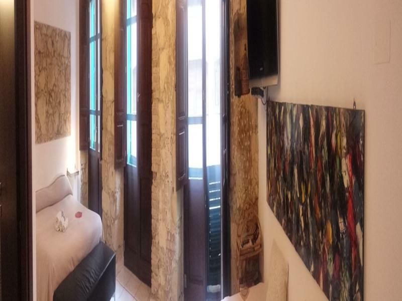 Beni Benius Hotel Cagliari Eksteriør billede