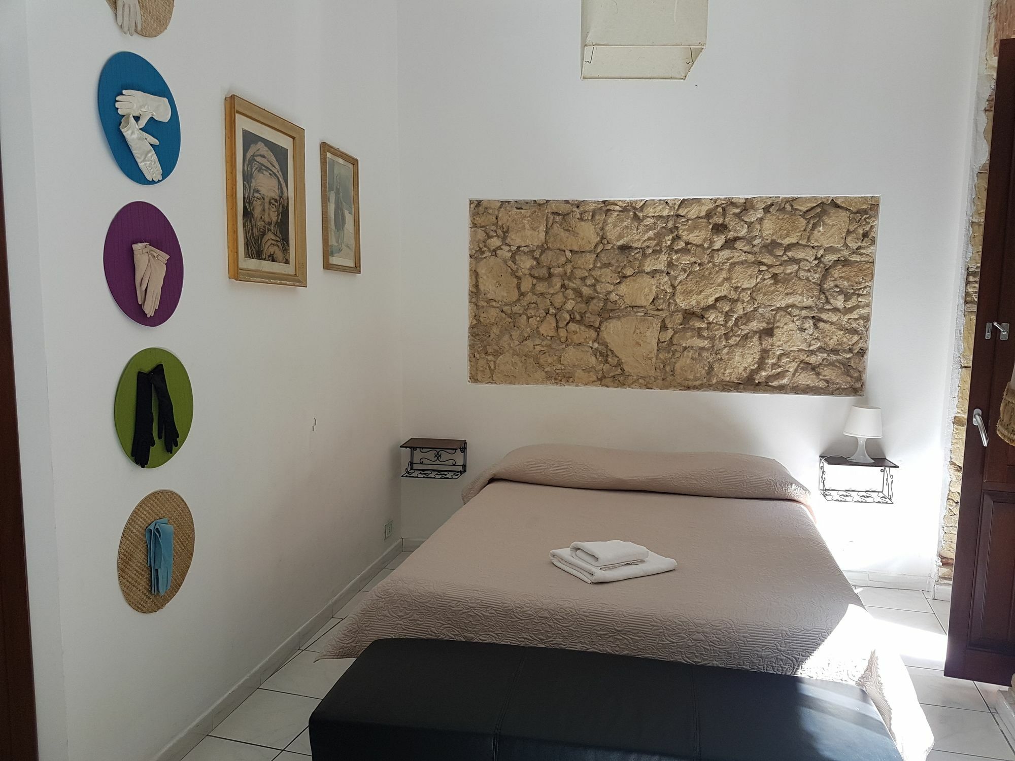 Beni Benius Hotel Cagliari Eksteriør billede